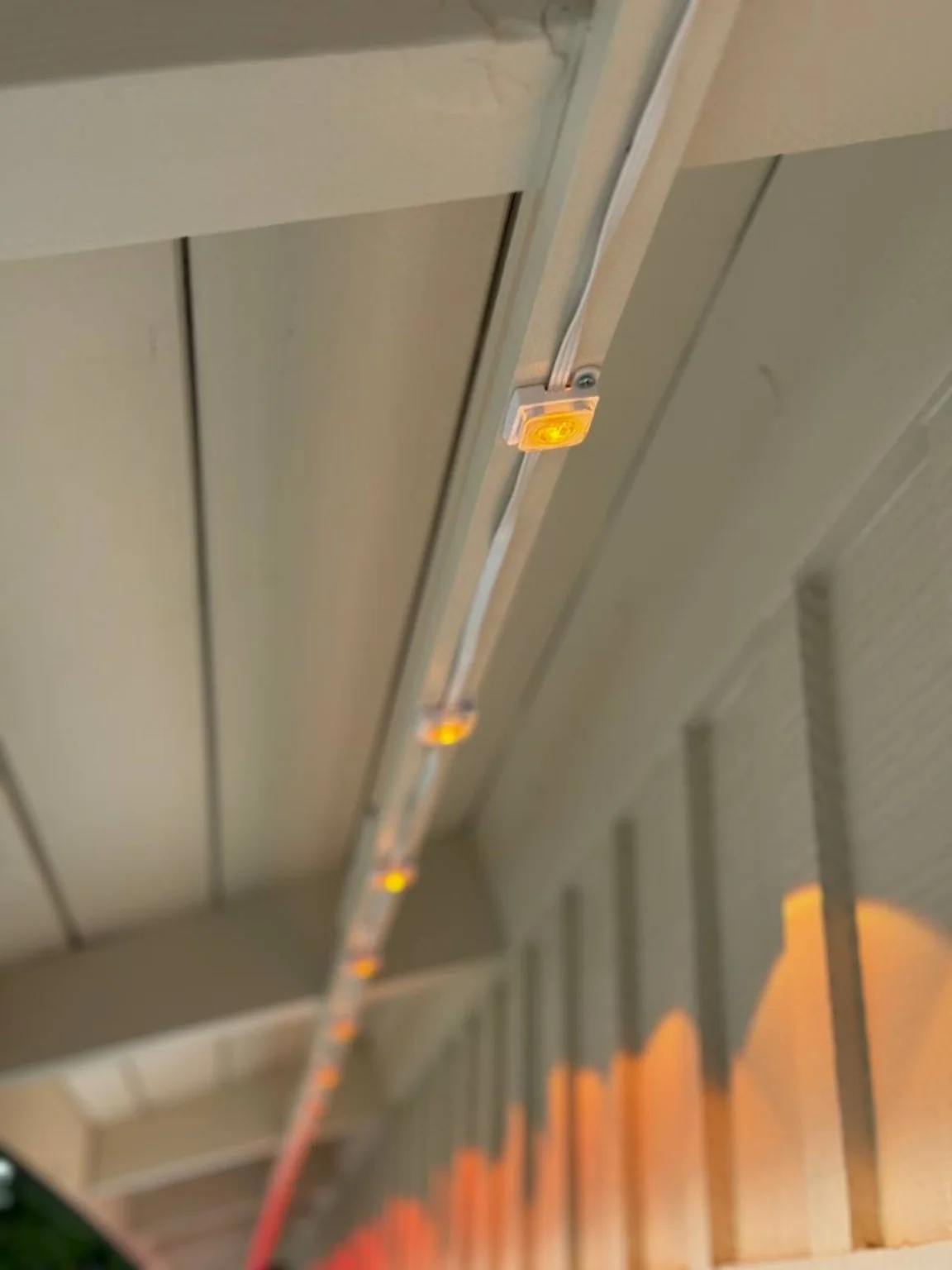 Close-up permanent lighting installation